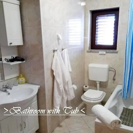 Appartement House White Stone Split