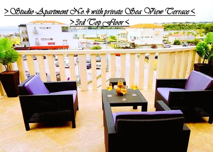House White Stone Split Apartman Podstrana