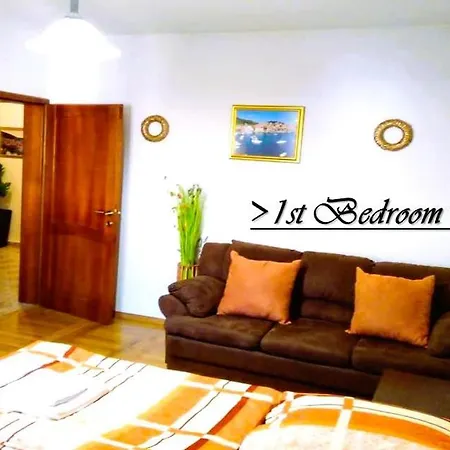 House White Stone Split