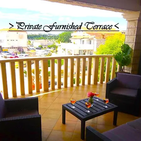 House White Stone Split Apartman Podstrana