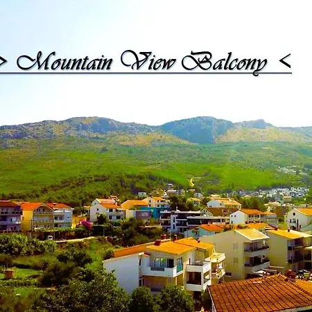 House White Stone Split Apartman *