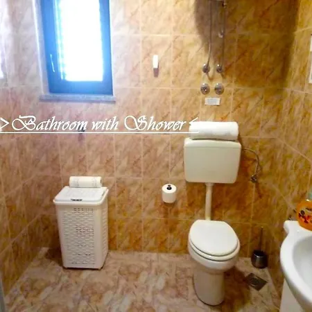 House White Stone Split * Podstrana