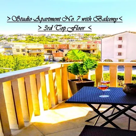 House White Stone Split