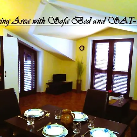 House White Stone Split Podstrana