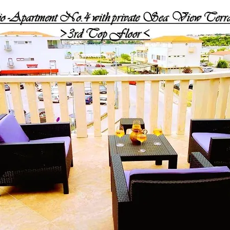 House White Stone Split Apartment Podstrana