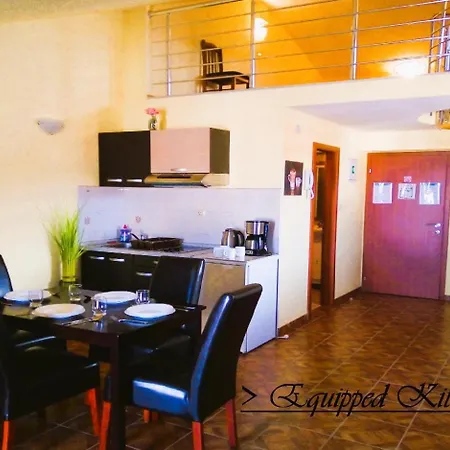 House White Stone Split * Podstrana