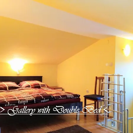 House White Stone Split